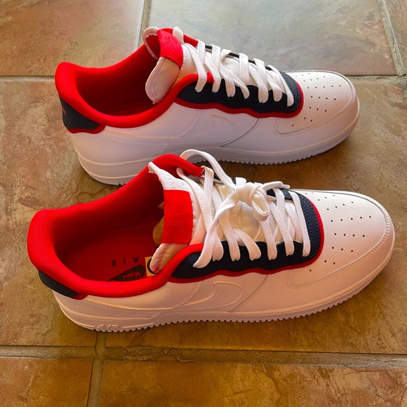 Nike Other - Men's Nike Air Force 1 '07 LV8 Size 12